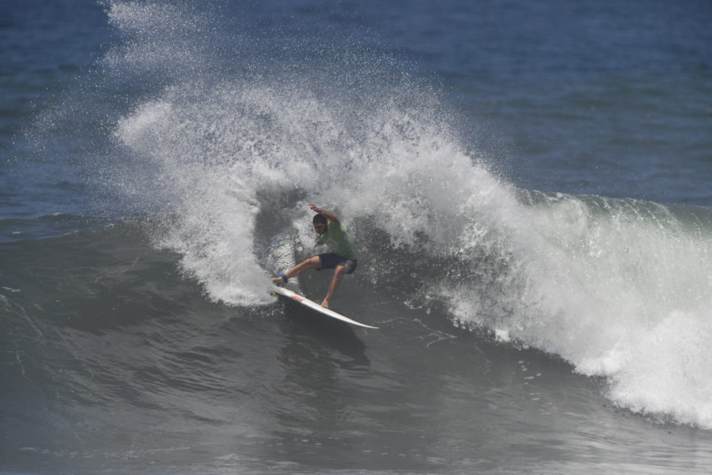 La gran revelación de los mundiales de El salvador Surf City, Gonzalo Gutiérrez, tiene una oportunidad de alcanzar el sueño olímpico