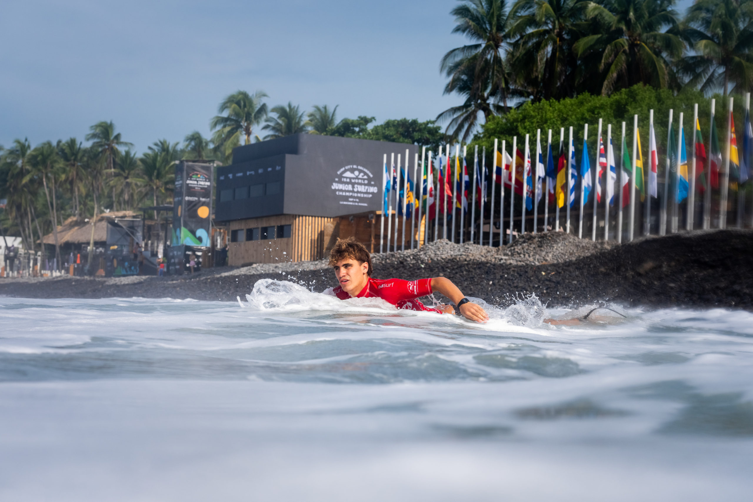 EL ISA WORLD JUNIOR SURFING CHAMPIONSHIP 2026 COMPLETA SU SEGUNDA JORNADA DE COMPETICIÓN