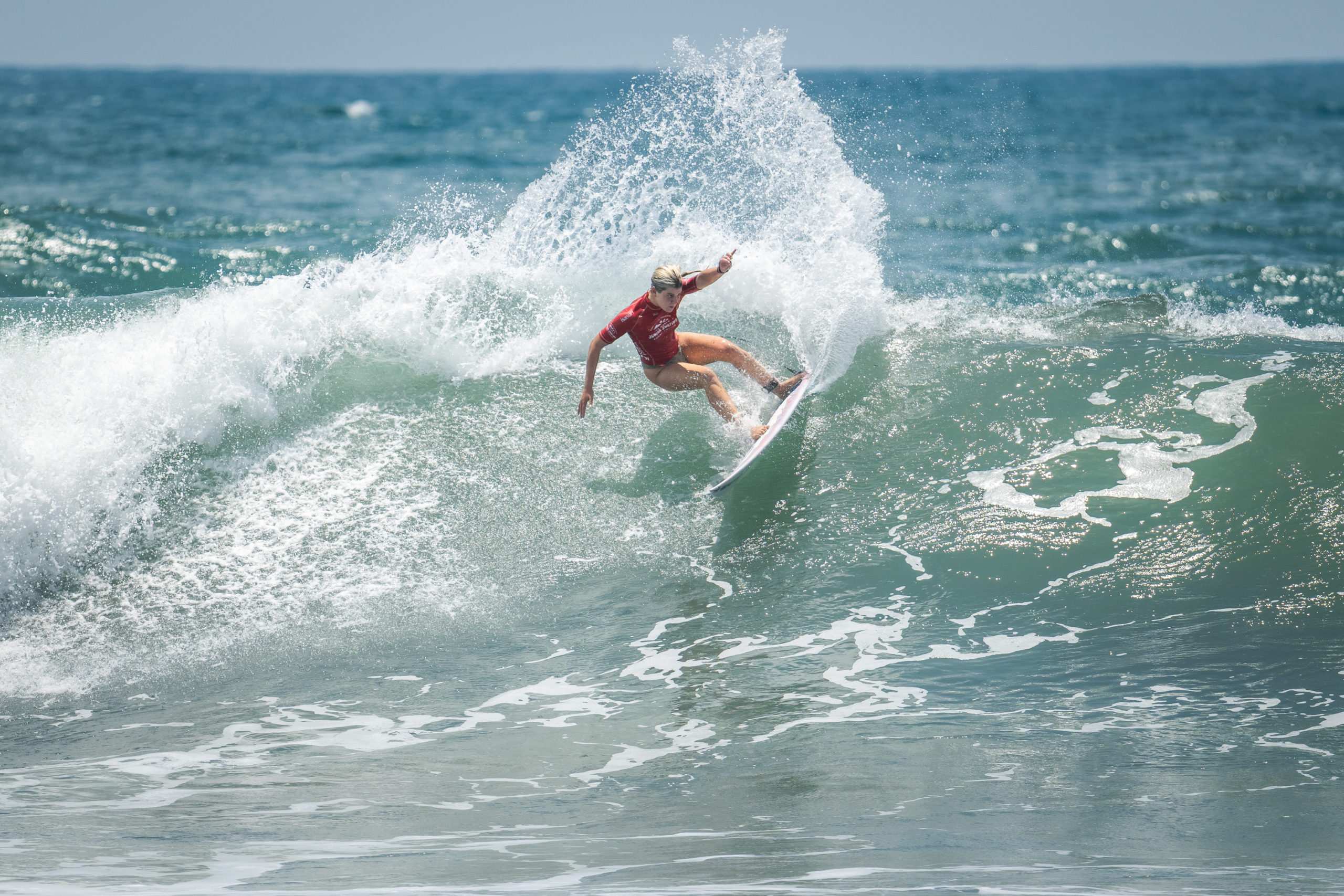 NUEVA JORNADA DE COMPETICIÓN EN EL ISA WORLD JUNIOR SURFING CHAMPIONSHIP 2026